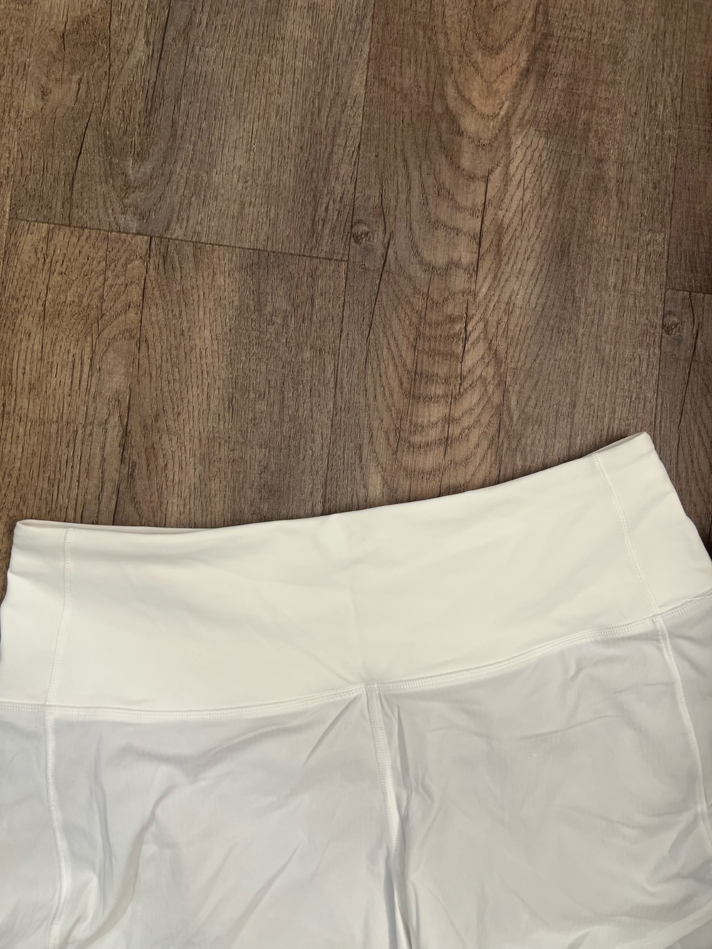 Lululemon Speed Up Shorts 4" White Size 6 NWT Women's Running - Picture 2 of 4